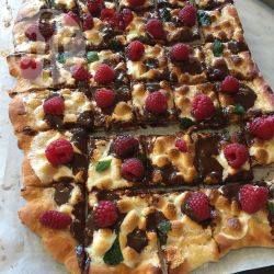 pizza chocolate